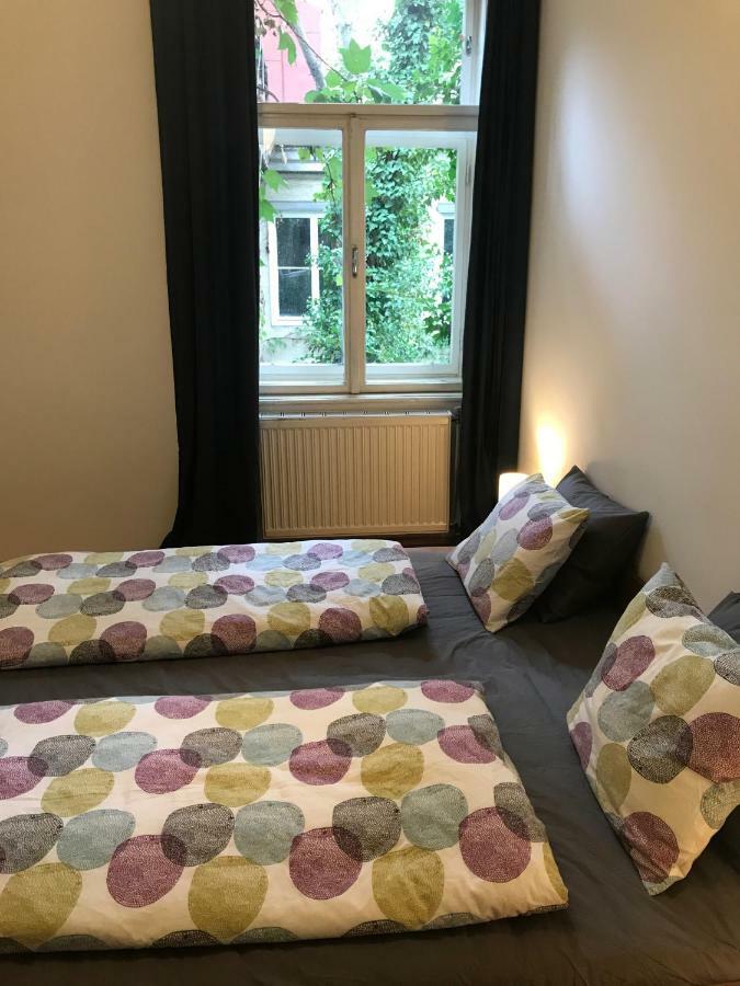 Appartamento Wiener Lebensgefuehl Im Herzen Der Josefstadt Esterno foto